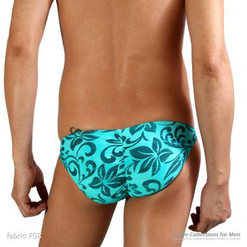 snug pouch posing bikini with scrunch back - 4 (thumb)